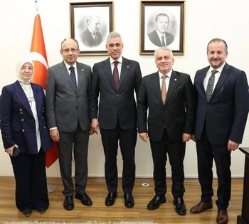 Ak Parti Bursa Milletvekillerinden Bakan Memişoğlu