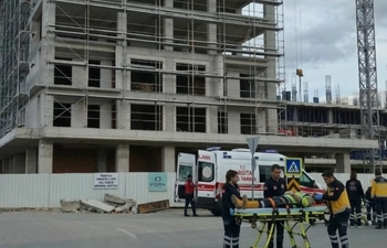 İnegöl’de İnşaatta Düşen İşçi Yaralandı