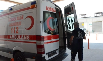 İnegöl’de Çatıdan Düşen İşçi Yaralandı