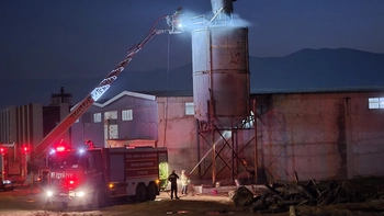 İnegöl OSB’de talaş silosu yangını korkuttu