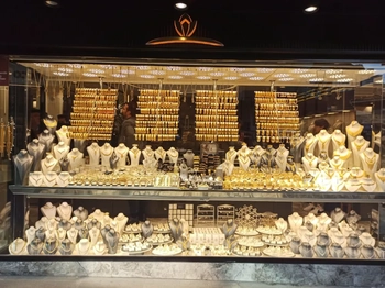 İnegöl’de Altın Fiyatları Haftaya Nasıl Başladı? 6 Nisan Güncel Altın Fiyatları