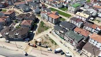 Yeni Mahallede 11 Sokakta Tretuvar Çalışması Sürüyor