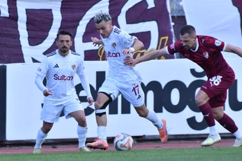 İnegölspor son dakika golü ile umutları yeşertti!