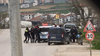 İnegöl’de Polise Mukavemet Gösteren Sürücü Gözaltına Alındı