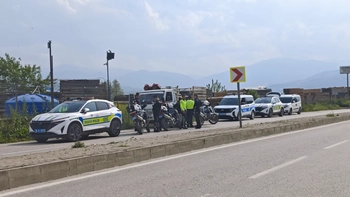 İnegöl’de Bıçaklı Kavga: Ehliyetsiz Sürücüye 40 Bin TL Ceza