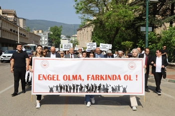 Engelsiz bir gelecek için yürüdüler