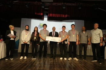 Müdürlerinin vefat ettiği gün birinci olup başarıyı Yazdan Taşdemir