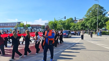 İnegöl’de 19 Mayıs coşkusu gençlik yürüyüşüyle başladı