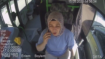 İnegöllü kadın otobüs sürücüsünden örnek davranış!