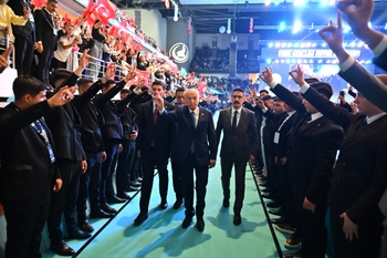 Devlet Bahçeli’den Türk Gençliğine Mesaj: “Türkiye Yüzyılı’nı Ülkücü Gençlik İnşa Edecek”