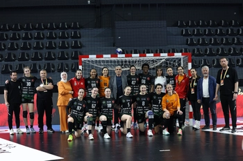 Bursa Büyükşehir Belediyespor kupada final biletini kaptı