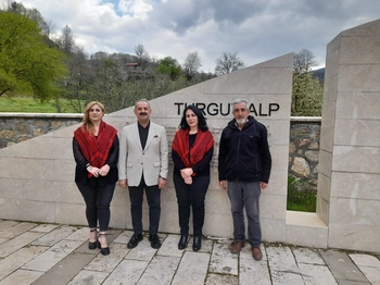 Turgutalp İçin Yazılan Şiir Şarkıya Dönüştü, Kliple Taçlandı