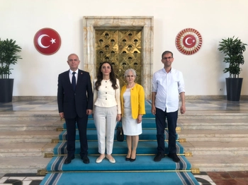 Özgür Özel