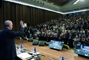 Üç Belediye Başkanı AK Parti