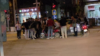 Işıklı kavşakta kaza! 1 yaralı..