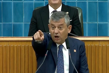 Özgür Özel