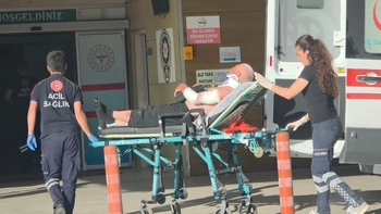 Sıkıştırıldığı İddia Edilen Motosiklet Sürücüsü Kaza Yaptı