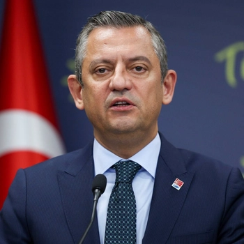 Özgür Özel’den Çerçeve Yasa Açıklaması: “Barışın Önünde Durmayacağız”