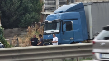 İnegöl'de Park Halindeki TIR'a Silahlı Saldırı!