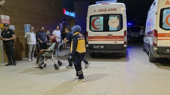 İnegöl Mesudiye Mahallesi’nde iki grup arasında kavga: 3 yaralı