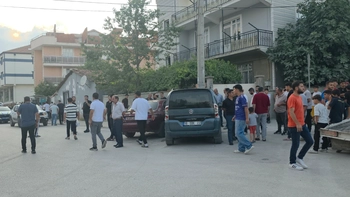 İnegöl'de Kaza Sonrası Sürücü Aracını Bırakıp Kaçtı