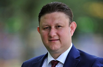 Yeni Parti'nin İnegöl Kurucu İlçe Başkanı Erkan Dönmez Oldu