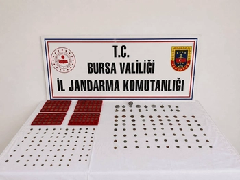 Bursa'da Tarihi Eser Operasyonu: 273 Parça Eser Ele Geçirildi