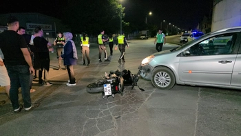 İnegöl OSB'de Zincirleme Kaza: Motosikletteki 2 Kadın Yaralandı